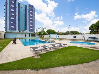Piscina 24h, Academia e Salão de Danças